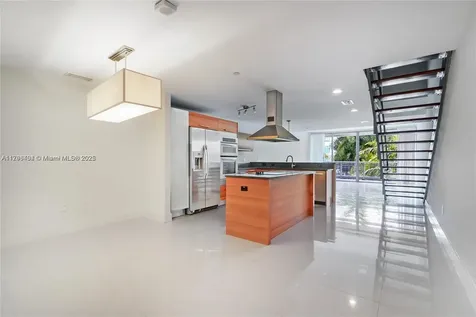 2950 NE 188th Street Aventura FL 33180