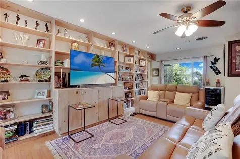 610 Lake Dasha Circle Plantation FL 33324