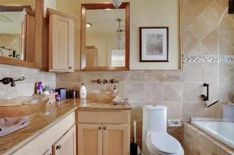 610 Lake Dasha Circle Plantation FL 33324