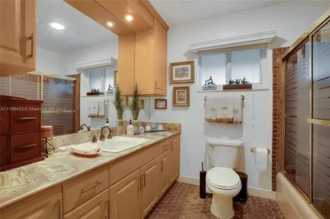 610 Lake Dasha Circle Plantation FL 33324