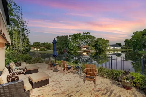 610 Lake Dasha Circle Plantation FL 33324