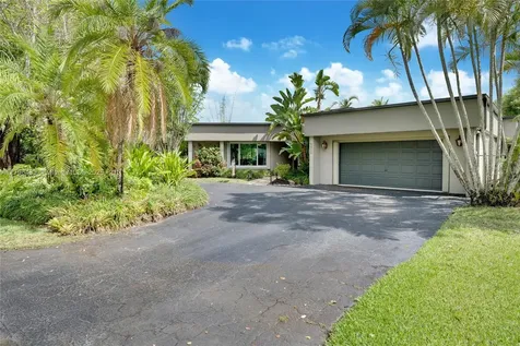 610 Lake Dasha Circle Plantation FL 33324