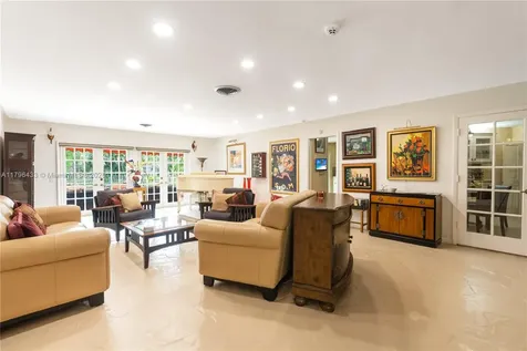 610 Lake Dasha Circle Plantation FL 33324