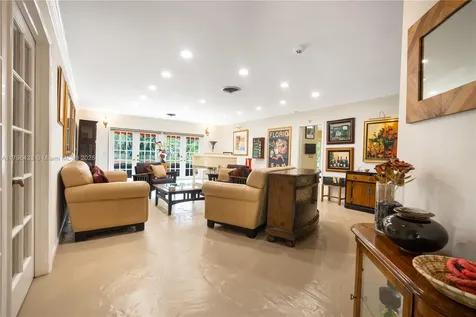 610 Lake Dasha Circle Plantation FL 33324