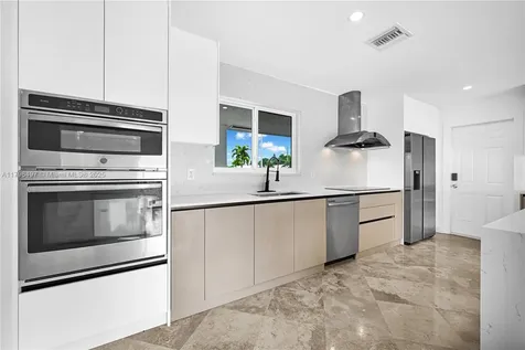 5510 NE 18th Avenue Fort Lauderdale FL 33334