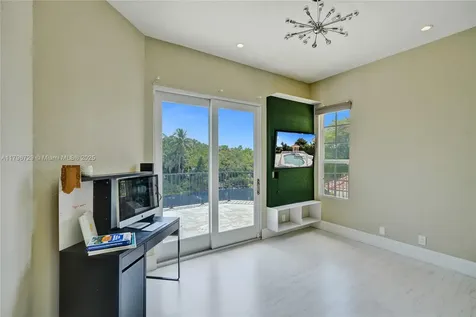 6238 NW 120th Drive Coral Springs FL 33076
