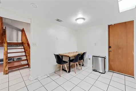 9885 Fairway Cove Lane Plantation FL 33324