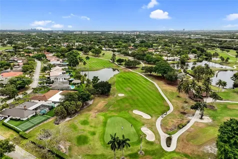 9885 Fairway Cove Lane Plantation FL 33324