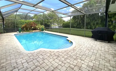 13021 NW 1st Street Plantation FL 33325