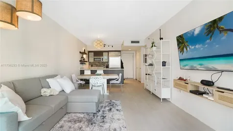 55 SE 6th Street Miami FL 33131