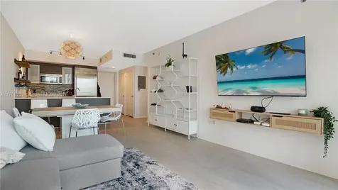 55 SE 6th Street Miami FL 33131