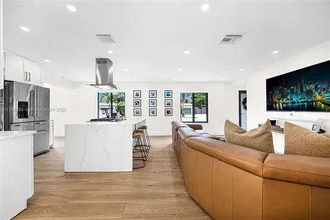 18301 NW 82nd Court Hialeah FL 33015
