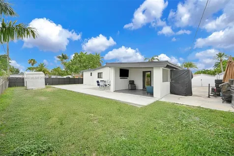 18301 NW 82nd Court Hialeah FL 33015
