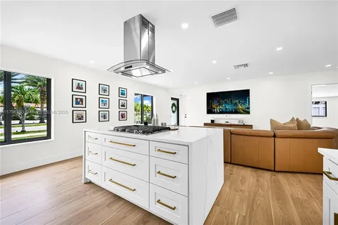 18301 NW 82nd Court Hialeah FL 33015