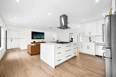 18301 NW 82nd Court Hialeah FL 33015