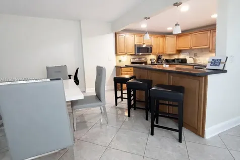 2101 S Ocean Drive Hollywood FL 33019