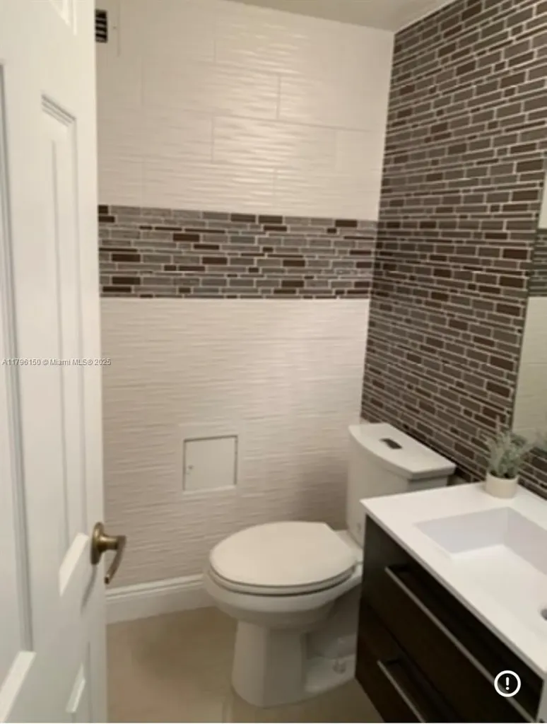 2501 S Ocean Drive Hollywood FL 33019