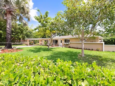 10643 NE 10th Place Miami Shores FL 33138