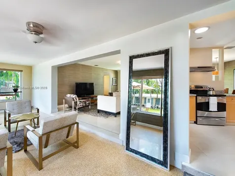 10643 NE 10th Place Miami Shores FL 33138