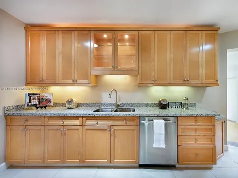 10643 NE 10th Place Miami Shores FL 33138
