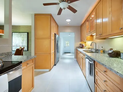 10643 NE 10th Place Miami Shores FL 33138