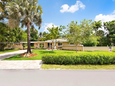 10643 NE 10th Place Miami Shores FL 33138