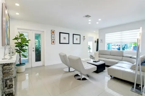 7691 NW 15th Court Pembroke Pines FL 33024