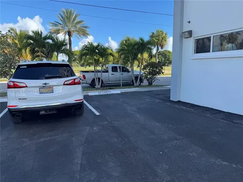 1700 Pierce Street Hollywood FL 33020