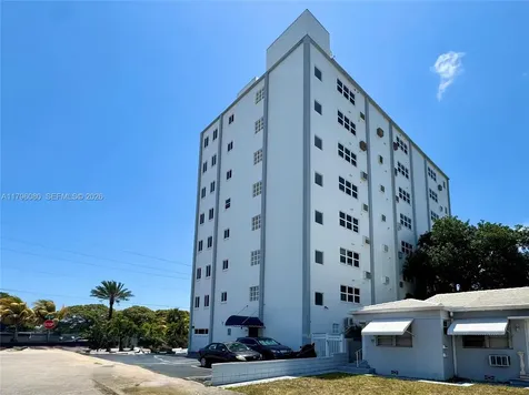 1700 Pierce Street Hollywood FL 33020