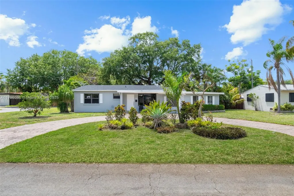 1100 N 31st Court Hollywood FL 33021