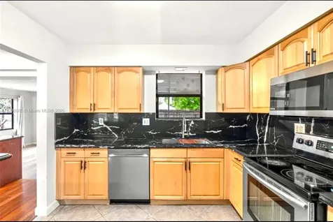 1100 N 31st Court Hollywood FL 33021