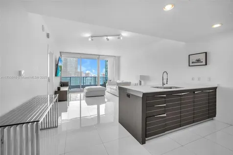 200 Biscayne Boulevard Way Miami FL 33131