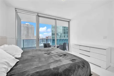 200 Biscayne Boulevard Way Miami FL 33131