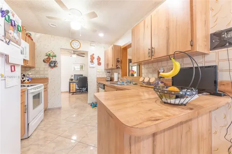 5220 NW 26th Court Margate FL 33063