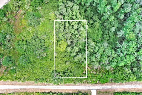 520 Woodman Drive Lehigh Acres FL 33972