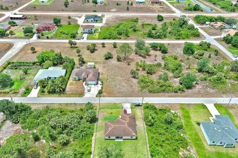 914 S Mercury Avenue Lehigh Acres FL 33974