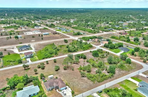914 S Mercury Avenue Lehigh Acres FL 33974