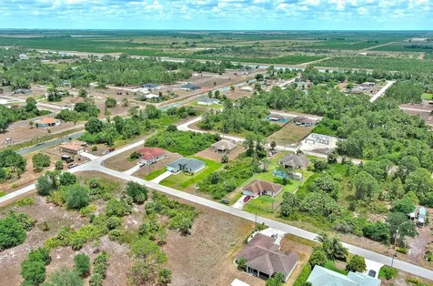 914 S Mercury Avenue Lehigh Acres FL 33974