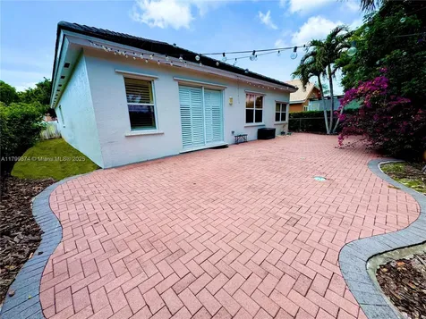 16597 SW 1st Street Pembroke Pines FL 33027