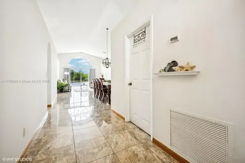 1910 SW 183rd Terrace Miramar FL 33029