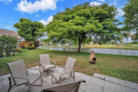 6684 Brookhurst Circle Lake Worth FL 33463