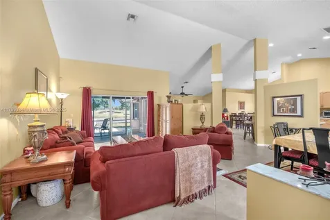 6684 Brookhurst Circle Lake Worth FL 33463