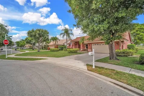 6684 Brookhurst Circle Lake Worth FL 33463