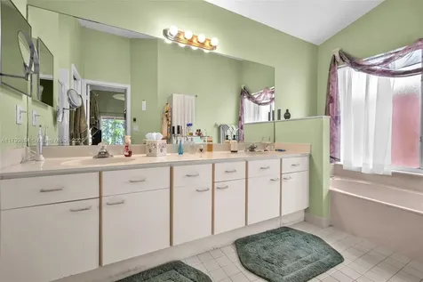 6684 Brookhurst Circle Lake Worth FL 33463