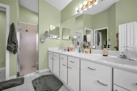 6684 Brookhurst Circle Lake Worth FL 33463