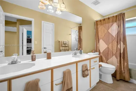 6684 Brookhurst Circle Lake Worth FL 33463