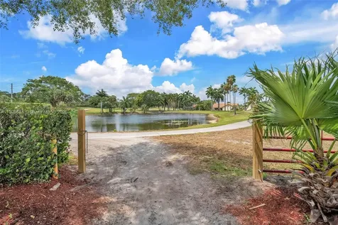 6684 Brookhurst Circle Lake Worth FL 33463