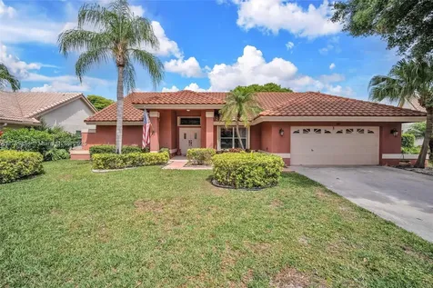 6684 Brookhurst Circle Lake Worth FL 33463