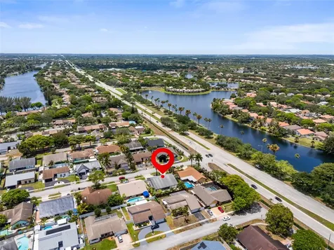 2421 NW 102nd Way Pembroke Pines FL 33026