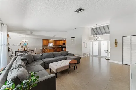 2421 NW 102nd Way Pembroke Pines FL 33026